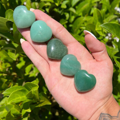 Green Aventurine Heart (25-30mm) - Image 5