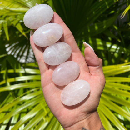 Rose Quartz Palm Stone (40x30mm) - Image 5