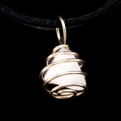 Snow Quartz Vortex Pendant (20mm) - Image 3