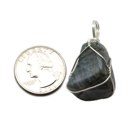 Labradorite Wire Wrapped Pendant - Image 4