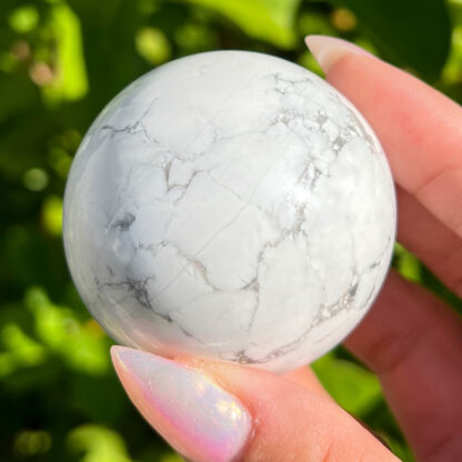 Howlite Sphere (50-55mm)